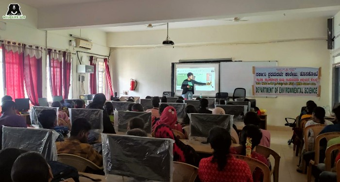 The Wildlife SOS team conducted an offline session on conservation awareness at the Govt. First Grade College. [Photo (c) Wildlife SOS]